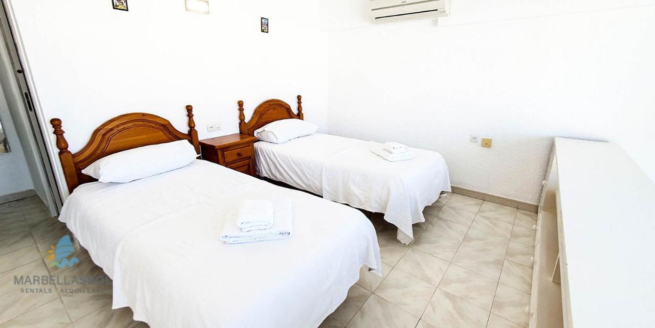 Skol 701. One Bedroom Duplex With Exceptional Sea Views. Apartamento Marbella